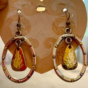 🪅🛍BRIGHTON GOLD AND SILVER EARRINGS!💖